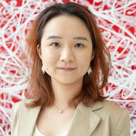 Yi Lu/ 芦 旖